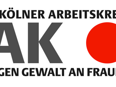 Das Logo des Arbeitskreis gegen Gewalt an Frauen besteht aus einem roten Punkt auf weißem Hintergrund. Eingefügt ist noch der Titel des Logos, also Kölner Arbeitskreis gegen Gewalt an Frauen